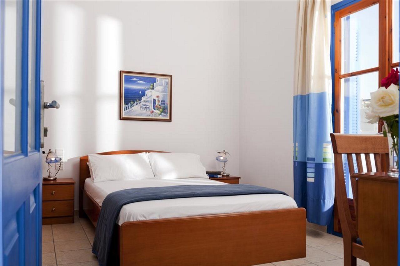 Hotel Eleni Adamantas  Exteriör bild